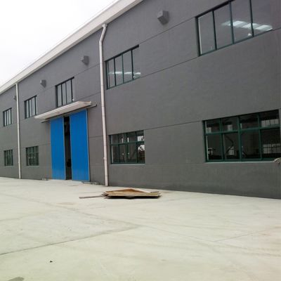 Prefabrykowane budynki metalowe Q355b Q235b Budynki o konstrukcji stalowej