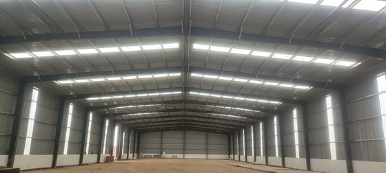 Szybka instalacja jednowarstwowa konstrukcja stalowa ramy prefabrykowane hangary magazynowe