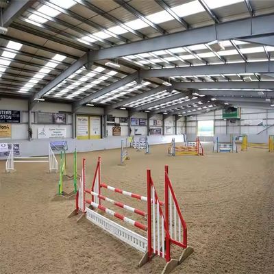 Projektowanie sali sportowej siłowni konstrukcja stalowa budowa boiska koszykarskiego