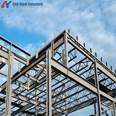 Wyposażenie stalowe prefabrykowane: duży rozpiętości do 60 m