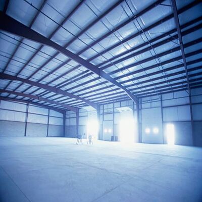 Fast Installation Steel Building with Bolt-Together Frames for Climate-Independent Construction